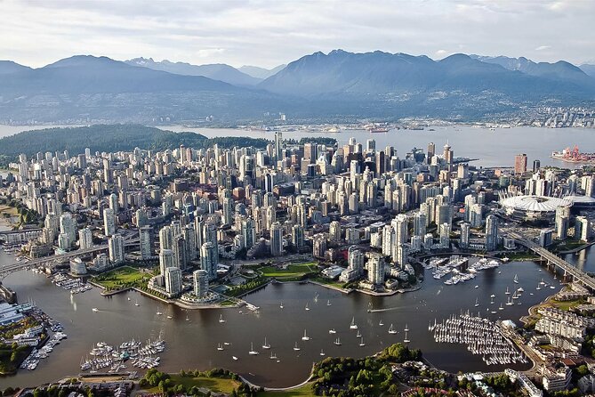 7 hours Private Vancouver Tour-from YVR Airport or Cruise Port - Canada Place, Olympic Cauldron, and the harbor skyline