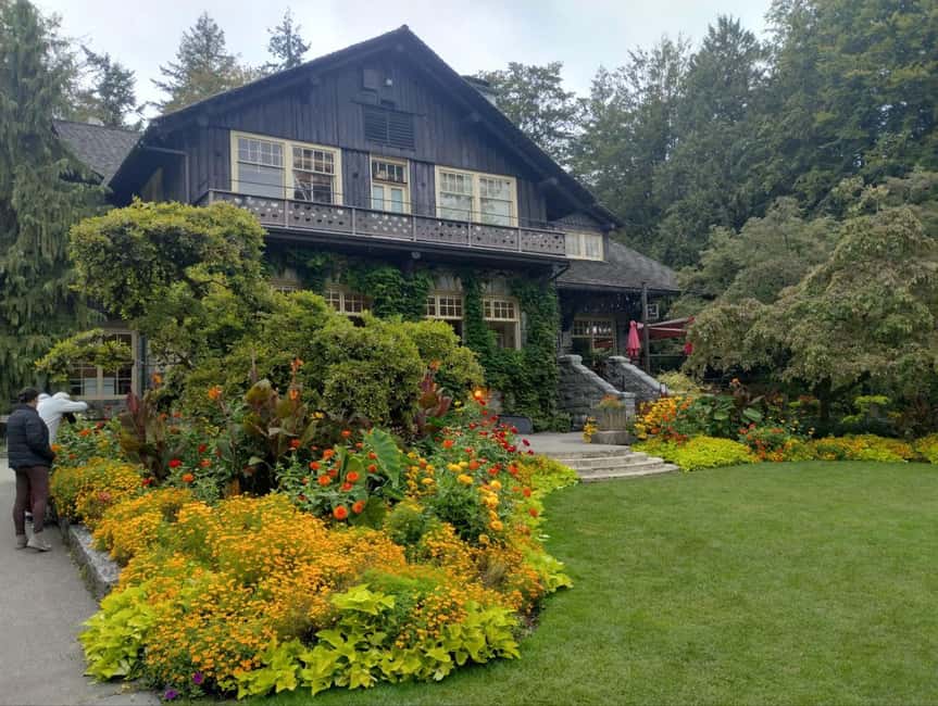 Aquarium & StanleyPark+20 Gem Spots+City/Vip Car+Small Group - Getting picked up near Burrard SkyTrain (and why that helps)