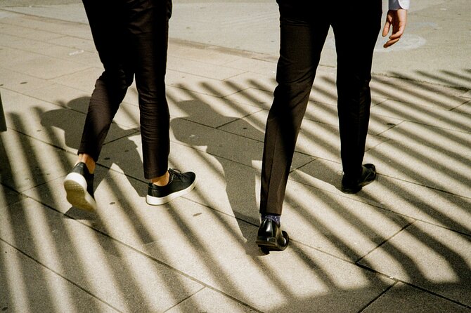 Art of Street Photography Guided Walk - What you should bring (and what’s not included)