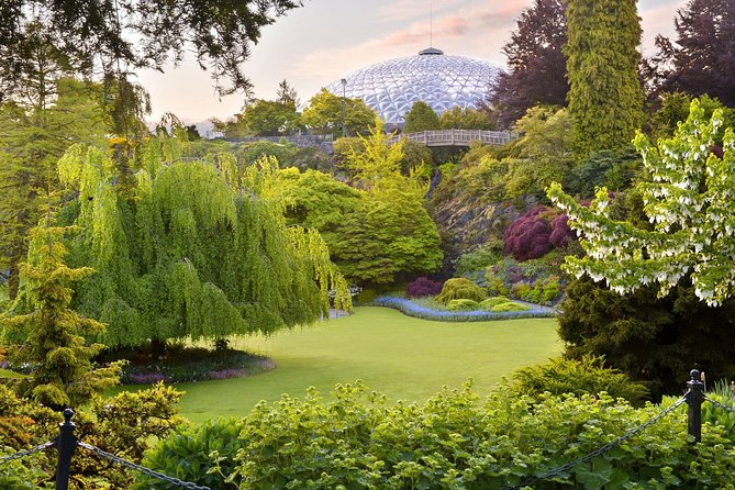 Bloedel Conservatory Admission Ticket - Walking the paths: short circuit or second loop?