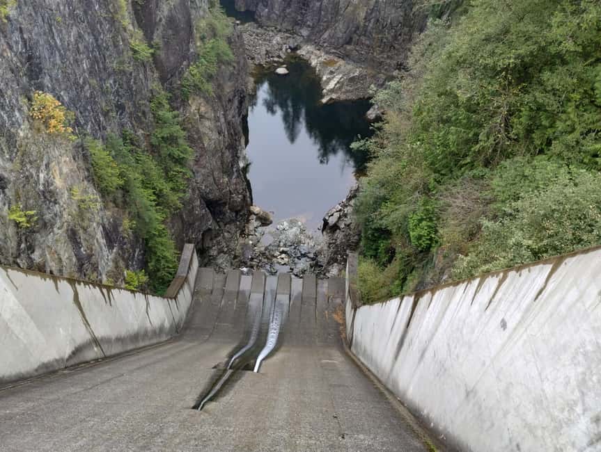 CAPILANO BR+GROUSE Mtn+STANLEY P+DAM+LAKE+HATCHERY/CAR/9in1 - Timing, group size, and why the private car is the secret sauce