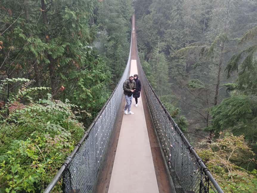 Capilano Suspension Br+Lake+Dam+Hachery/4in1/CAR/Small GROUP - Stanley Park and Lions Gate Bridge: short stops, big context