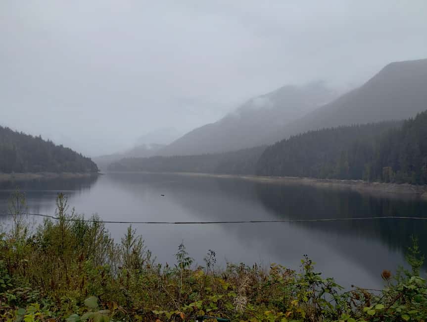 Capilano Suspension Br+Lake+Dam+Hachery/4in1/CAR/Small GROUP - Treetops Adventure: the seven-bridge view from above