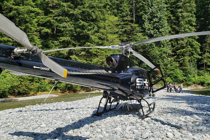Coast Mountain Landing Helicopter Tours (Depart SKY Hangar) - Why this helicopter landing tour is different from a quick flyover