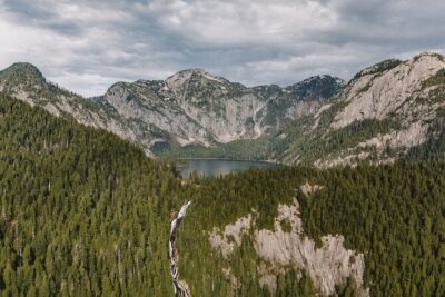 Coast Mountain Landing Helicopter Tours (Depart SKY Hangar) - Backcountry landing: the 15 minutes that turn it into a real trip