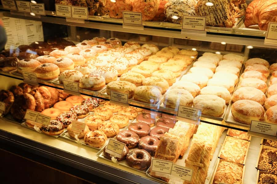 Downtown Vancouver Donut Adventure by Underground Donut Tour - What you’ll get from the guide (and why it changes the vibe)
