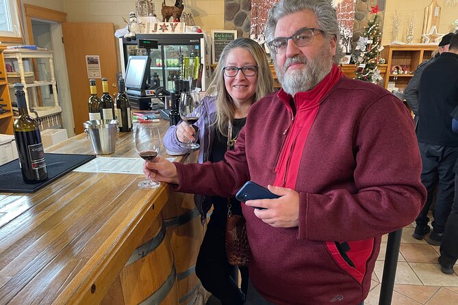 Elegance Unforgettable Tesla Wine Tour & Lunch - What’s included: tastings, education, charcuterie, and water