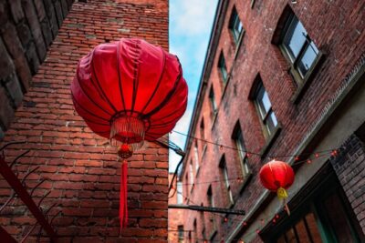 Experience Gastown Vancouver's Elite Walking Food Tour - The pace and timing: how a 3-hour walk keeps you from rushing