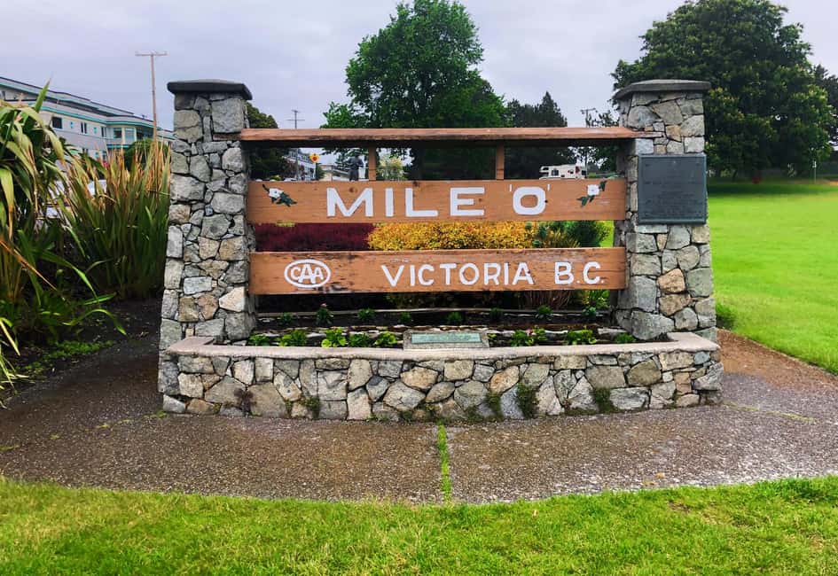 From Vancouver: Full-Day Victoria Tour with Ferry Ticket - Parliament Buildings, Chinatown Pass-By, and Mile Zero Photo Time