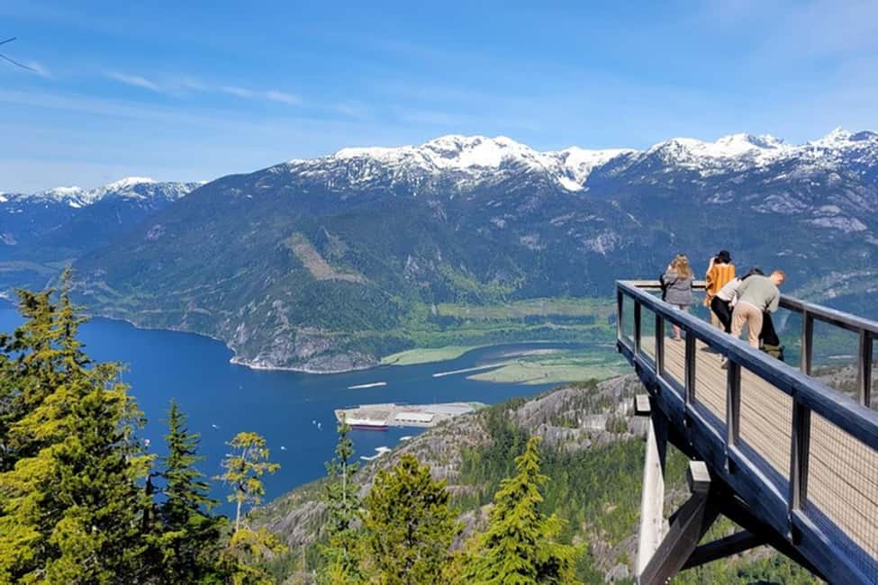 From Vancouver: Whistler Private Day Trip - Sea to Sky Gondola Near Squamish: The Views Up Top Are the Point