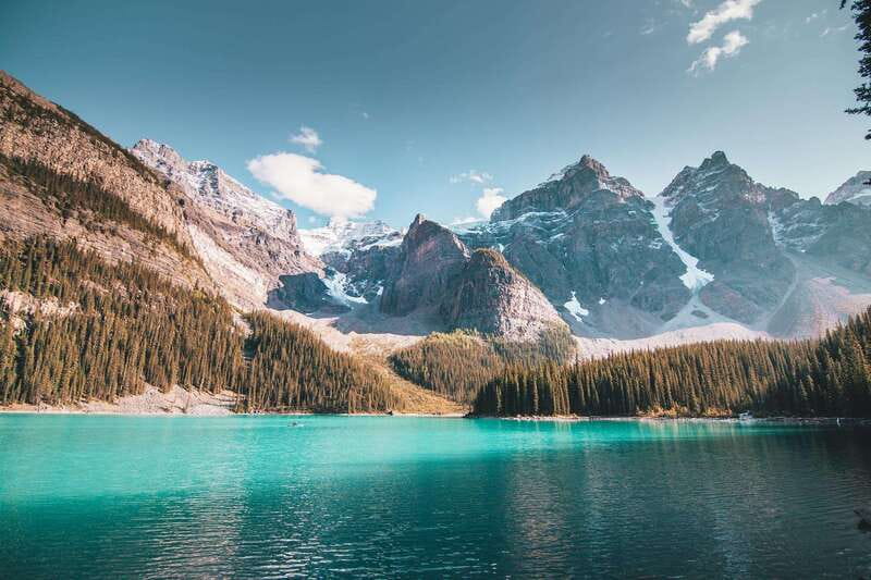 From Vancouver:4-Day Columbia Icefield & Banff National Park - Ice Explorer at the Columbia Icefield: Snowcoach and Skywalk in Real Time