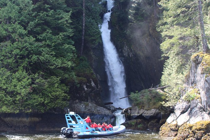 Granite Falls Zodiac Tour by Vancouver Water Adventures - Meeting at Granville Island and getting your warm suit