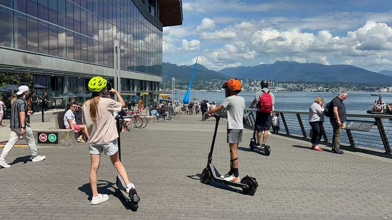 Great Vancouver EUC & E-scooters loop tour - Chinatown and Gastown: quick landmarks with actual street-level texture