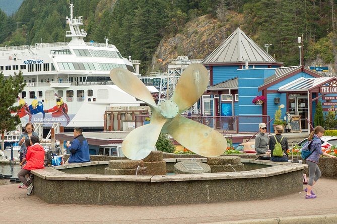 Lighthouse Park Hiking / Horseshoe Bay Discovery Tour - Whytecliff Park bluff walk: the viewpoint prep you’ll be glad you did