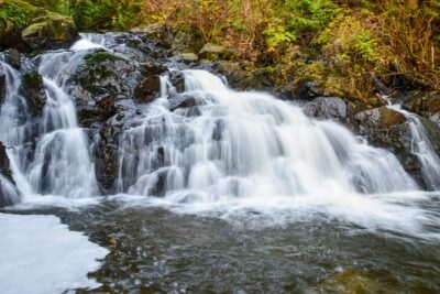 Photography, Hiking & Ferry to Bowen Island - Snug Cove arrival and the visitor-centre reset