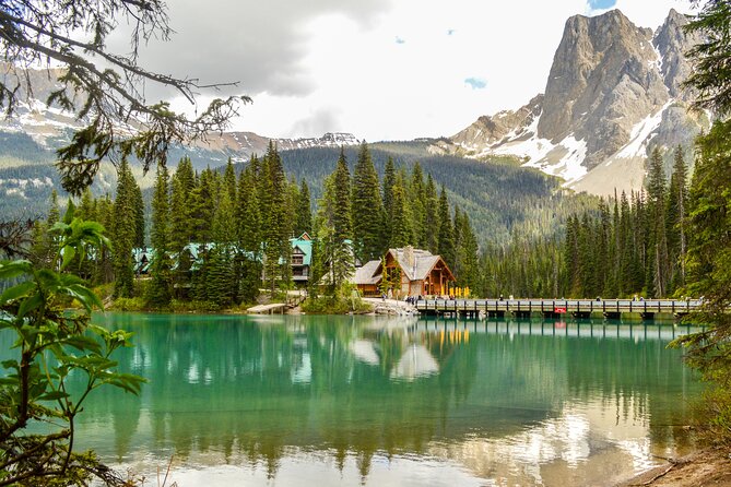 Photography & Rockies Road Trip - What the Photographer Guide Changes for Your Photos