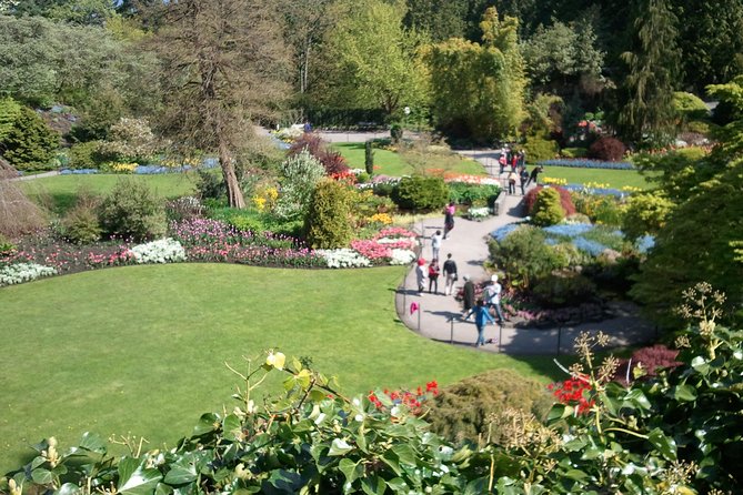 Private Tour: Gardens of Vancouver - Chinatown between gardens: a short walk with real atmosphere