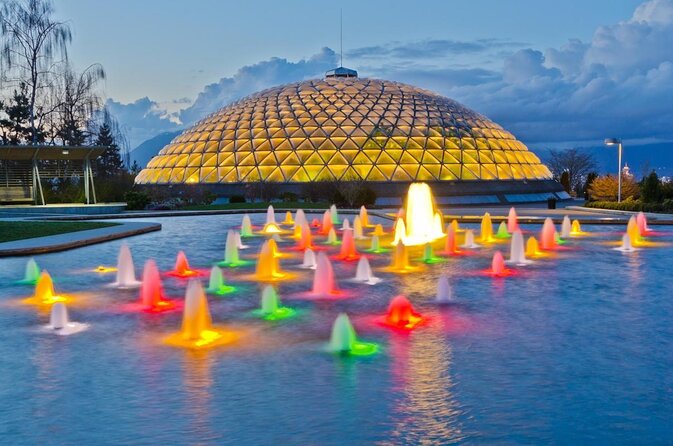 Private Tour: Gardens of Vancouver - Queen Elizabeth Park: city views and a former quarry garden