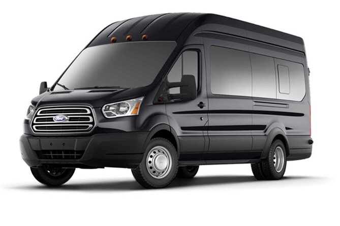 Private Transfer from City of Vancouver to Vancouver Airport (YVR) - Vancouver to YVR, without the airport scramble
