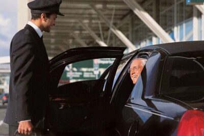 Private Transfer from City of Vancouver to Vancouver Airport (YVR) - Door-to-door pickup: the part that saves your sanity