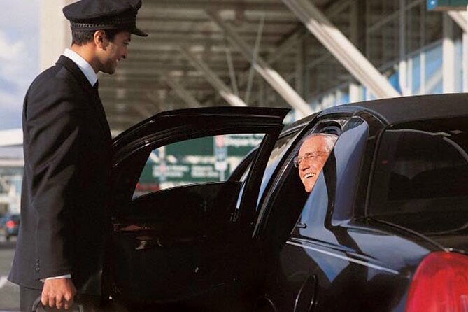 Private Transfer from City of Vancouver to Vancouver Airport (YVR) - Door-to-door pickup: the part that saves your sanity