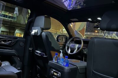 Private Transfer From Vancouver Airport to Vancouver Downtown - Flight Tracking and the 1-Hour Waiting Window