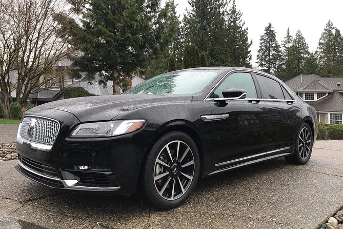 Private Transfer from Vancouver Hotel OR Port to Airport. - Getting picked up: hotel, Canada Place, AirBnB, or home