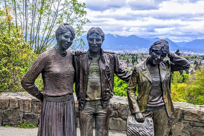 Private Vancouver ALL IN ONE Full Day City Tour with 20 Attractions - Queen Elizabeth Park views and Dr. Sun Yat-sen Garden calm