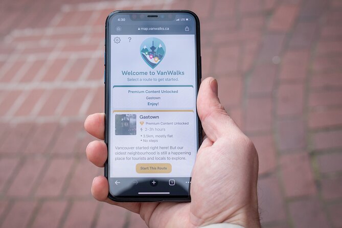 Self-Guided Smartphone Walking Tour of Gastown - How the Gastown smartphone format keeps you flexible