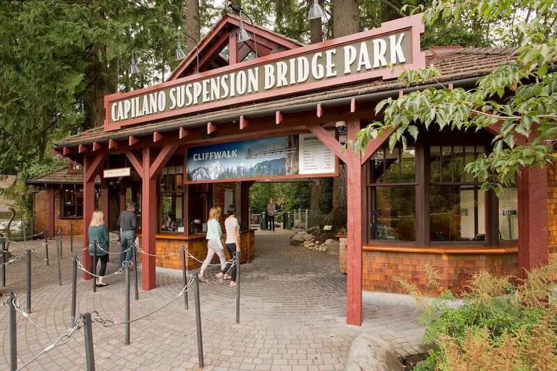 Small group tour of Capilano Bridge & Grouse Mountain - Price and logistics: what you’re really paying for