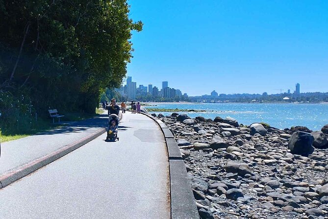 Stanley Park Bike Adventure with Lux Car Pick Up Affordable Easy - Cycling Stanley Park with the right stops (not just the obvious ones)