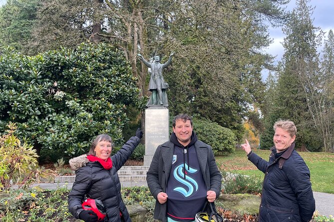 Stanley Park Highlights 2.5 Hour Walking Tour - Beaver Lake to Hallelujah Point: The Quieter Part of the Day