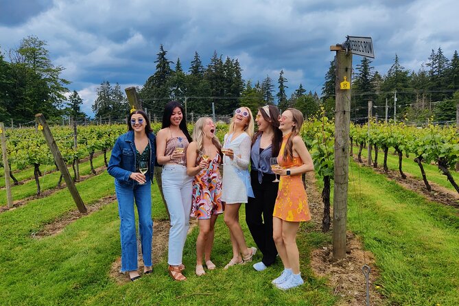 Taste of the Valley Private Wine Tour - Food, water, and staying comfortable during the drive