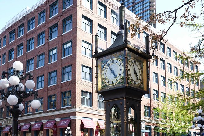 Taylor Swift Karaoke Sing Off Trolley Tour - Robson Street and Two Big Venues: BC Place and Rogers Arena