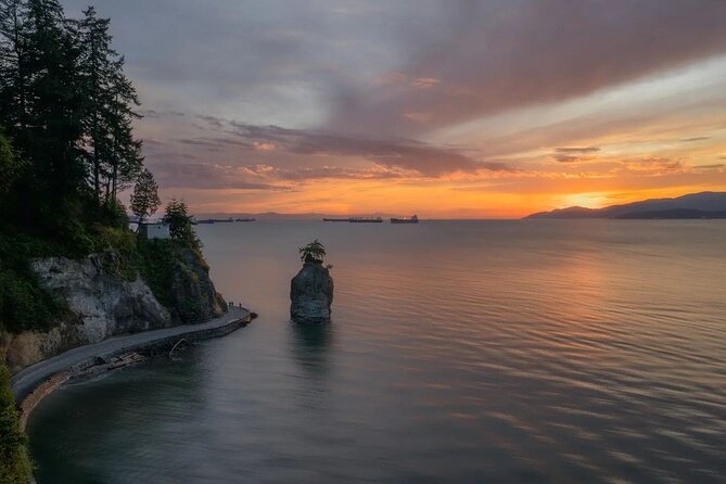 Vancouver 1-Day Tour (Granville Island/Stanley Park) (Chn&Eng) - Granville Island: the best place to control your own time
