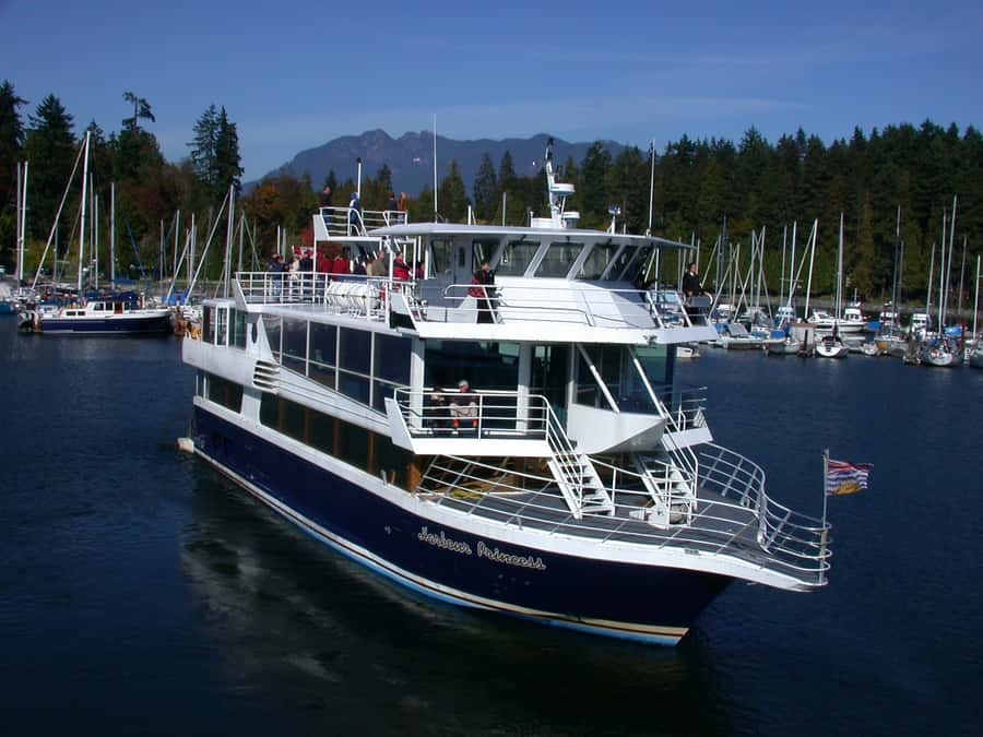 Vancouver Brunch Cruise - Burrard Inlet first: how the skyline moment sets the tone