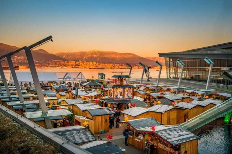 Vancouver: Christmas Lights Karaoke Trolley Tour - VanDusen Festival of Lights: why the extra time is worth it