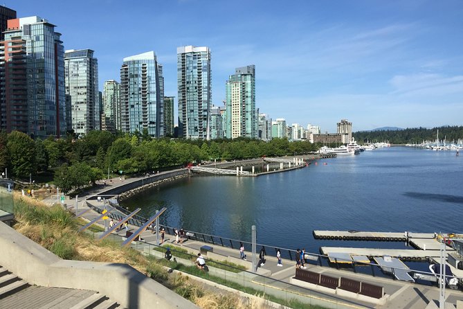 Vancouver City Finest Private Tour - Queen Elizabeth Park and Little Mountain: gardens plus city skyline in 30 minutes