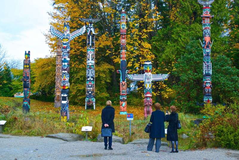 Vancouver: City + Lookout Tour & Option to Add YVR Drop-Off - Getting Your Bearings on Downtown Vancouver’s Quick-Hit Landmarks