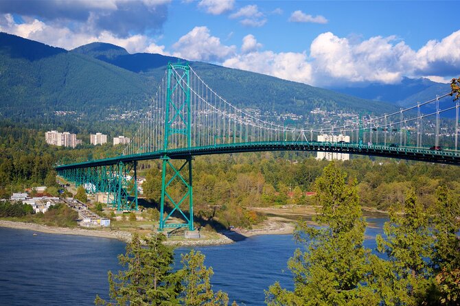 Vancouver City Tour to Experience Sea Sky and Land- private tour - Starting at Wedgewood Hotel, ending by Canada Place