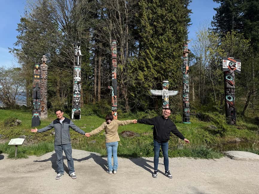 Vancouver City Tour+VipCar+Stanley Park+ChinaTown/SmallGroup - Stanley Park: Totem Park, Prospect Point, Lighthouse, Seawall