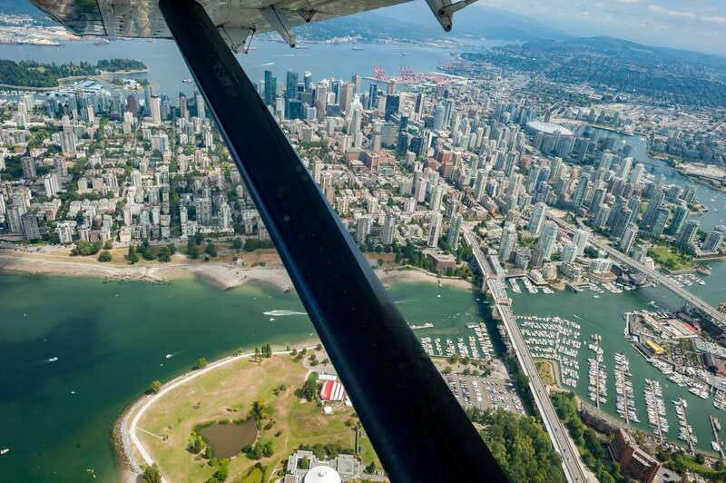 Vancouver: Extended Scenic Panorama Seaplane Tour - Seats, noise, and how to get better photos on a compact classic plane