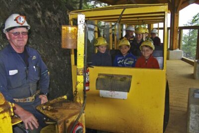 Vancouver family tour Squamish with Porteau Cove and Britannia Mine Private - Sea-to-Sky Highway: your scenery starter kit
