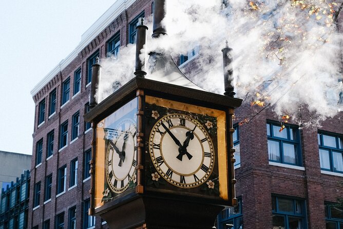 Vancouver Gastown Scavenger Hunt - Library and Cathedral: Learning Through Questions, Not Lectures