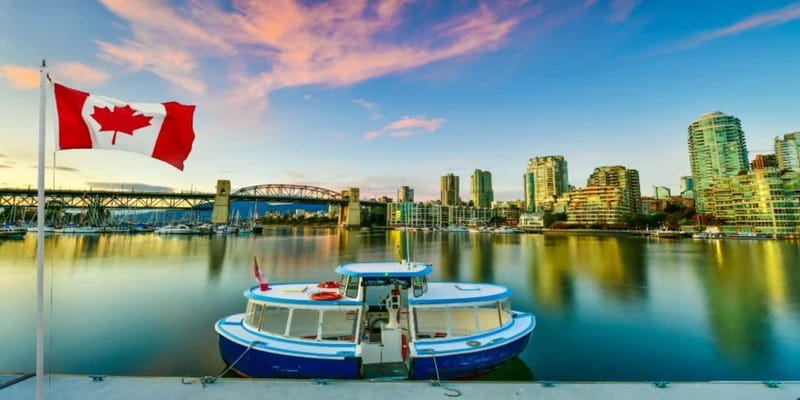 Vancouver: Granville Island Small Group Food Walking Tour - Soup Stop Comfort: Seafood Chowder or Tomato Bisque