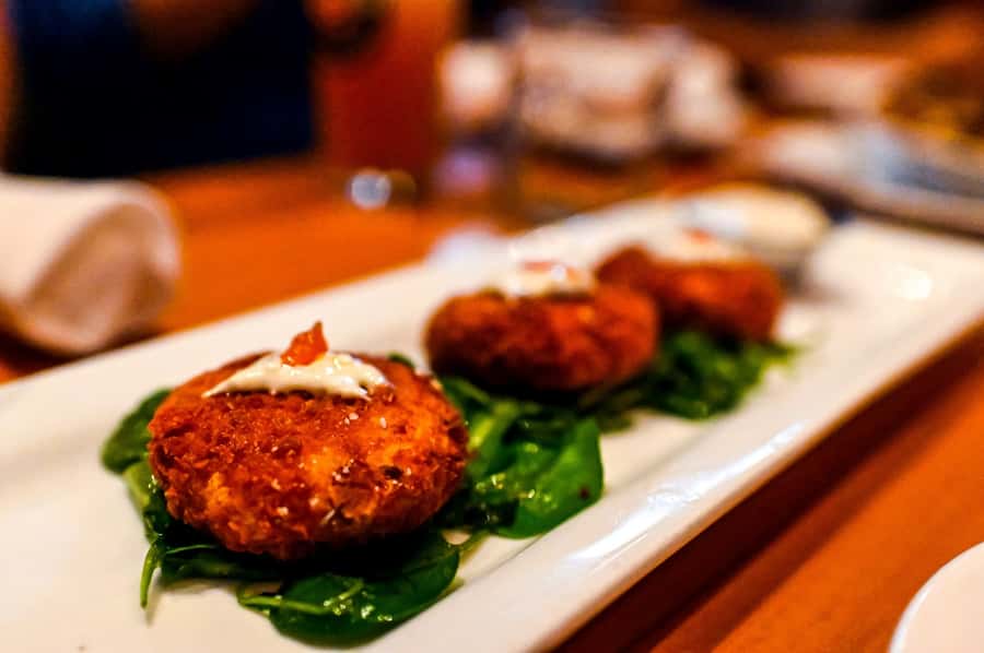 Vancouver: Guided Food and City History Tour - How the small group changes your experience (and your photos)