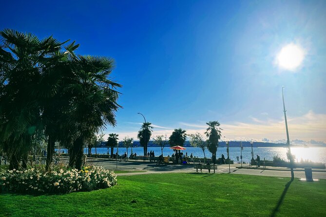 Vancouver Half Day City Tour Private - Stanley Park in One Half Day: Totem Poles, Views, and Iconic Stops
