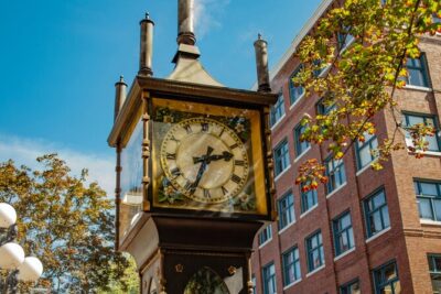 Vancouver Old Town Treasure Hunt: Self-Guided Walking Game - Where you start and how the app shepherds you