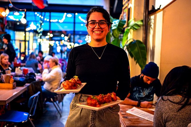 Vancouver Private Food Tour – Taste 6+ Local Dishes & Fresh Sushi - Gastown on foot: why the 3.5-hour rhythm works
