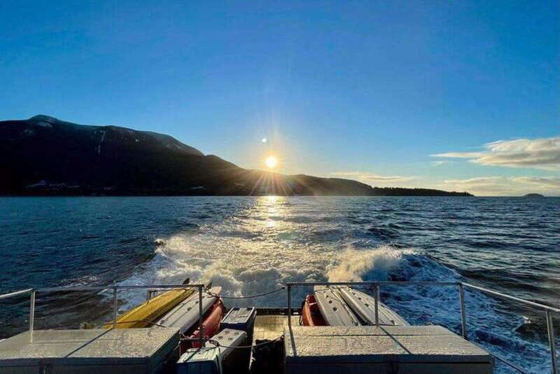 Vancouver: Sunset Boat Cruise with Complementary Bubbly - The Complimentary Bubbly Toast: Why It’s More Than a Gimmick